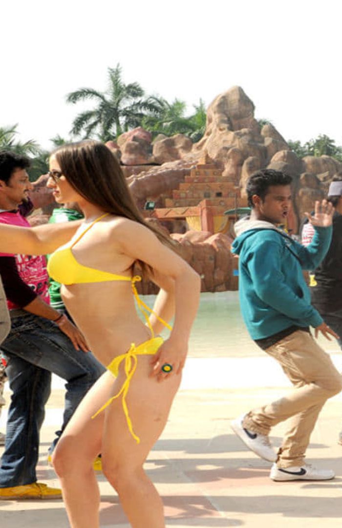 Masti background