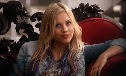 Gracie Dzienny