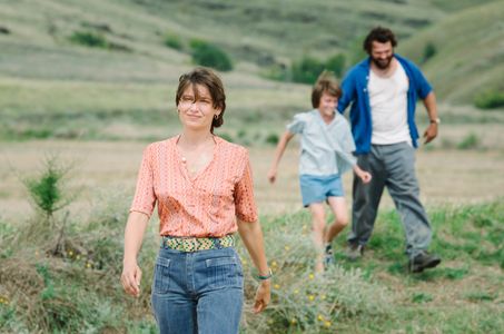 Laetitia Casta, Luc Bruchez, and Thibaut Evrard in Beyond the Horizon (2019)