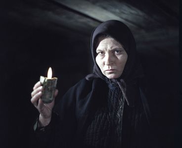 Lyudmila Zaytseva in Zateryannye v peskakh (1984)