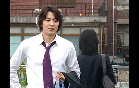 Rae-won Kim in Attic Cat (2003)