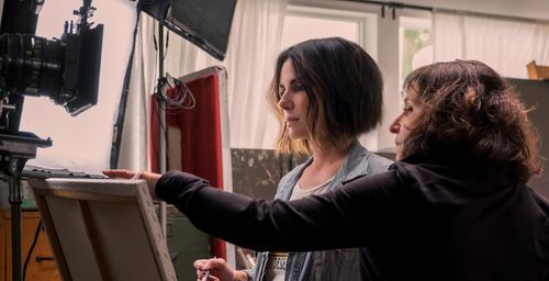 Sandra Bullock and Susanne Bier in Bird Box (2018)