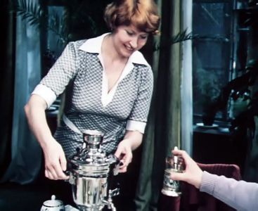 Lyudmila Zaytseva in Dozhd v chuzhom gorode (1980)