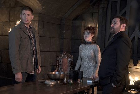 Jensen Ackles, Mark Sheppard, and Ruth Connell in Supernatural (2005)