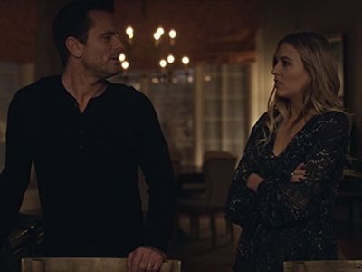 Charles Esten and Lennon Stella in Nashville (2012)