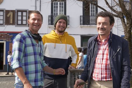 João Cabral and Filipe Matos in Amar Demais (2020)