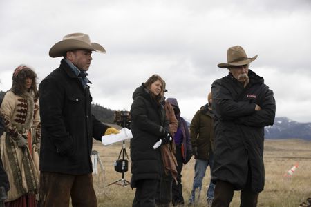 Sam Elliott, Taylor Sheridan, and Gratiela Brancusi in 1883 (2021)