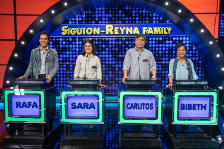 Bibeth Orteza, Carlos Siguion-Reyna, Rafa Siguion-Reyna, and Sara Siguion-Reyna in Family Feud Philippines (2022)