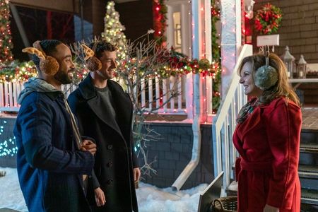 Philemon Chambers and Michael Urie and Kath Najimy in Single All The Way