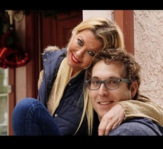 Tara Reid and Ben Solenberger in American Christmas (2019)