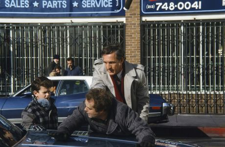 Daniel J. Travanti and Jesse Bochco in Hill Street Blues (1981)
