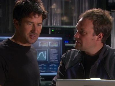 Joe Flanigan and David Hewlett in Stargate: Atlantis (2004)