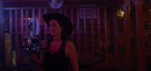 Evan Rachel Wood and Lara Binamé in Allure (2017)