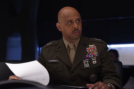 Ruben Santiago-Hudson in Designated Survivor (2016)