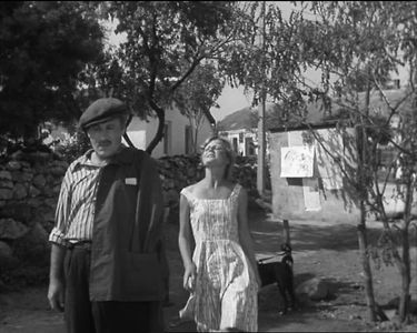 Olga Naumenko and Nikolai Smirnov in Dlinnyy den Kolki Pavlyukova (1968)