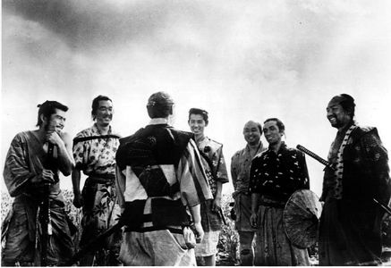 Toshirô Mifune, Minoru Chiaki, Yoshio Inaba, Daisuke Katô, Isao Kimura, Seiji Miyaguchi, and Takashi Shimura in Seven Sa