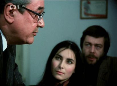Zora Jandová, Jan Kanyza, and Josef Vinklár in Mravenci nesou smrt (1986)