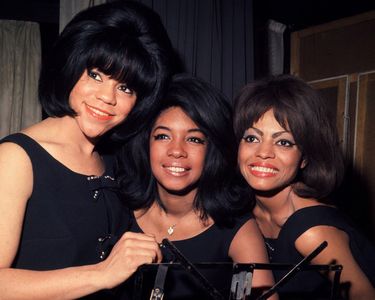Diana Ross, Florence Ballard, The Supremes, and Mary Wilson