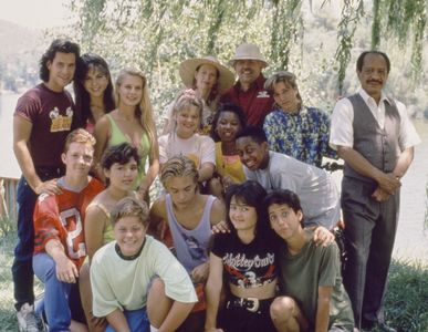 Jennifer Aniston, John Ratzenberger, Danica McKellar, Breckin Meyer, Brian Robbins, Chad Allen, Candace Cameron Bure, Sh