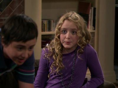 Kathryn Newton and Ryan Malgarini in Gary Unmarried (2008)