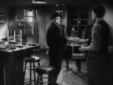 Andrei Tarkovsky and Aleksandr Gordon in The Killers (1956)