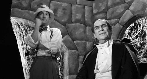 Martin Landau and Bobby Slayton in Ed Wood (1994)