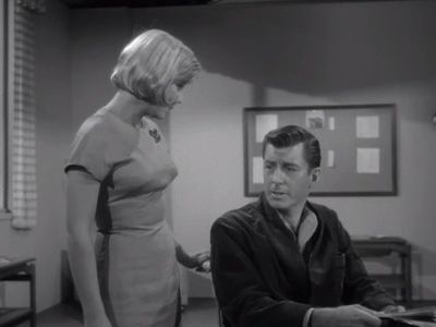 Anthony Eisley and Elizabeth Perry in The Outer Limits (1963)