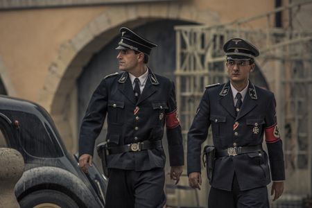 Grégoire Ludig and David Marsais in Max & Leon (2016)