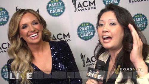 Maria Ngo and Carly Pearce in The Strip Live (2008)