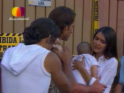 Marlene Favela in Contra viento y marea (2005)