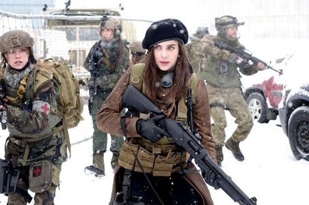 Amber Marshall, Jason Cermak, Holly Deveaux, and Lara Zaluski in Mutant World (2014)