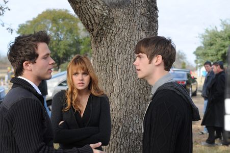 Tony Oller, Aimee Teegarden, and Stephen Ford in Beneath the Darkness (2011)