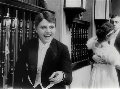 Ossi Oswalda in I Don't Want to Be a Man (1918)