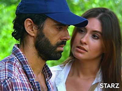 Taliana Vargas in Fugitivos (2014)