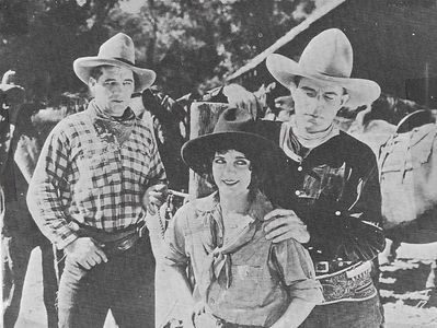 Vivian Bay, Bob Custer, and Walter Patterson in The Oklahoma Kid (1929)