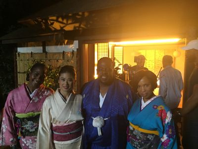 Cedric the Entertainer and Tomoko Karina in The Comedy Get Down (2017)