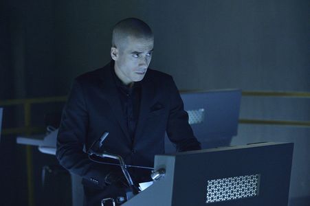 Kirk Acevedo in 12 Monkeys (2015)