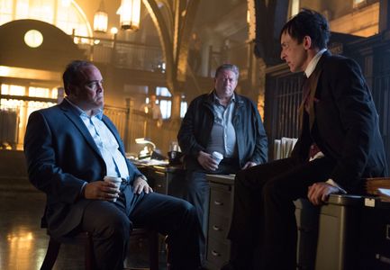 Alex Corrado, David Zayas, and Robin Lord Taylor in Gotham (2014)