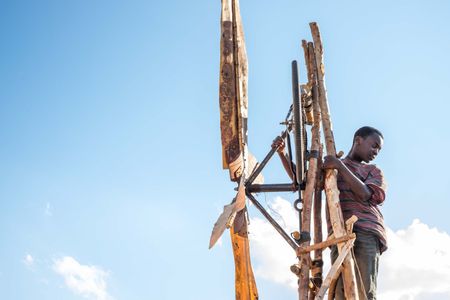 Maxwell Simba in The Boy Who Harnessed the Wind (2019)
