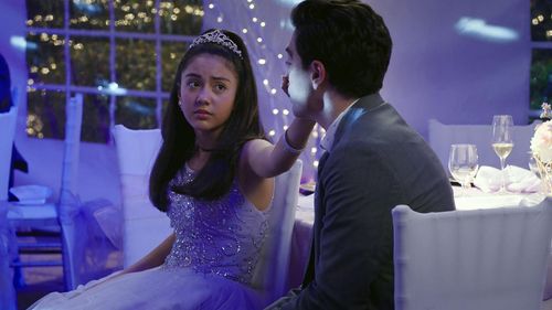 Ben Feldman and Isabella Day in Superstore (2015)