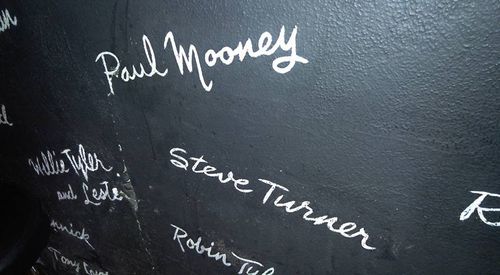 THE COMEDY STORE