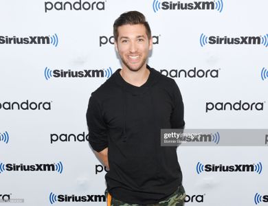 Celebrities Visit SiriusXM - November 6, 2019 NEW YORK, NEW YORK - (EXCLUSIVE COVERAGE) Justin Jesso visits SiriusXM Stu