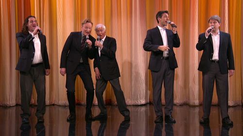 Dick Van Dyke and Conan O'Brien in Conan (2010)