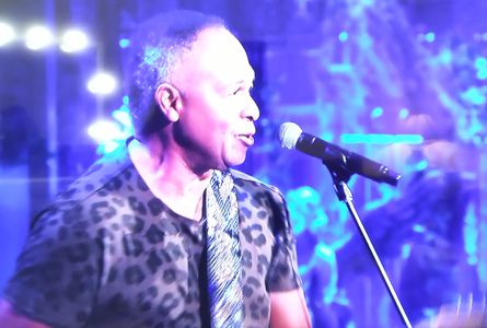 Ray performing 