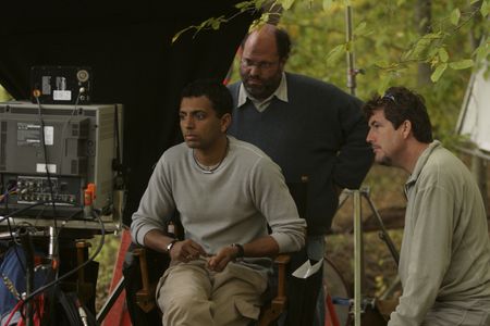 Sam Mercer, Scott Rudin, and M. Night Shyamalan in The Village (2004)