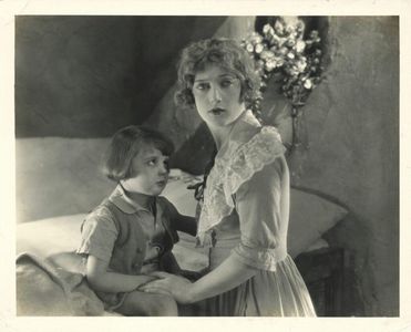 Marion Davies and Jack Huff in Zander the Great (1925)