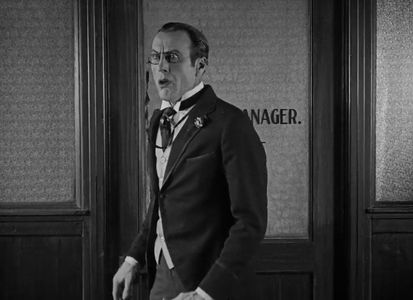 Westcott Clarke in Safety Last! (1923)