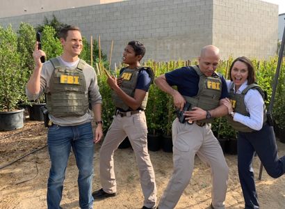 Joy McElveen in Bosch (2014)