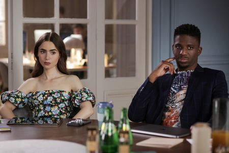 Lily Collins and Samuel Arnold in Emily in Paris (2020)