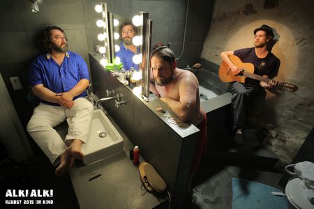 Robert Gwisdek, Heiko Pinkowski, and Peter Trabner in Alki Alki (2015)